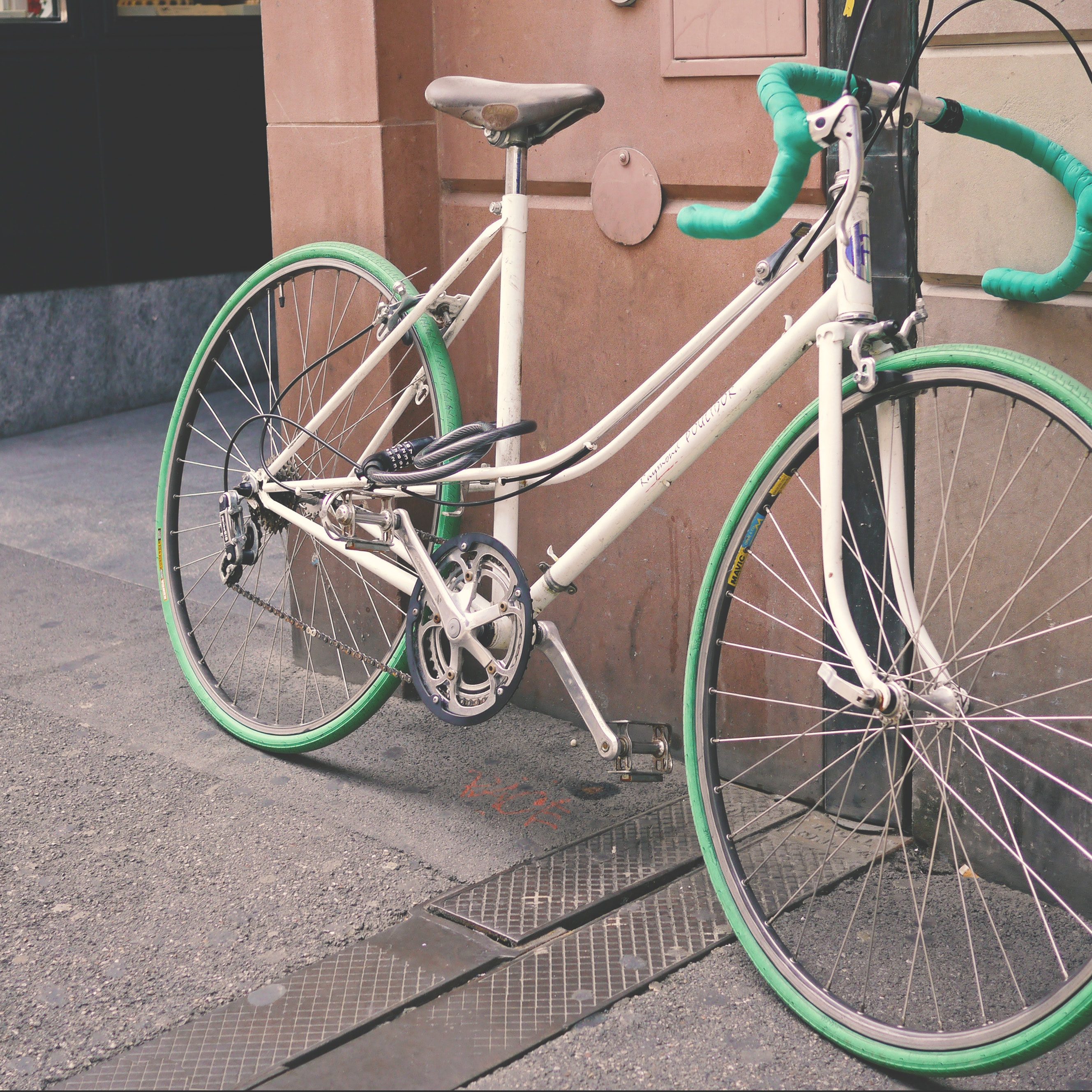 bicycle-bicycle-frame-cyclist-191042 bicycle-bicycle-frame-cyclist-191042